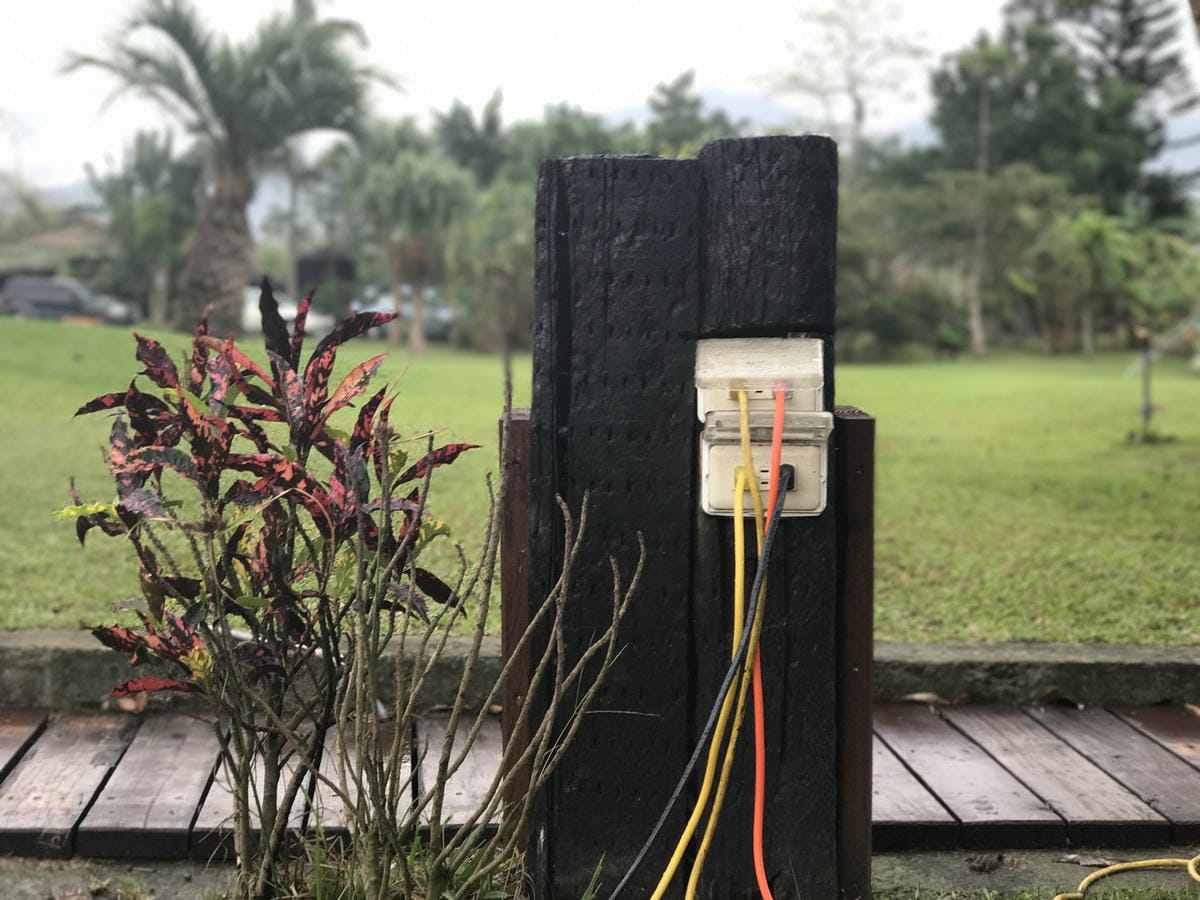 【苗栗三灣_棕櫚灣】湖畔景觀第一排、綠草如茵寬廣大草坪、彷彿置身在國外美景露營的Fu 柚子芳姐_露營札記2017.11.25 NO.54