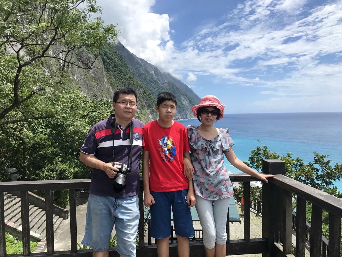 【看見蘇花之美】一個被遺忘的秘境、弧線優美的海灣、天然的海蝕奇景《和仁礫灘 》/清水斷崖_驚險壯觀海岸欣賞點《和仁界碑》、《和清隧道》、《崇德休憩據點 》 柚子芳姐_旅遊札記_2019.