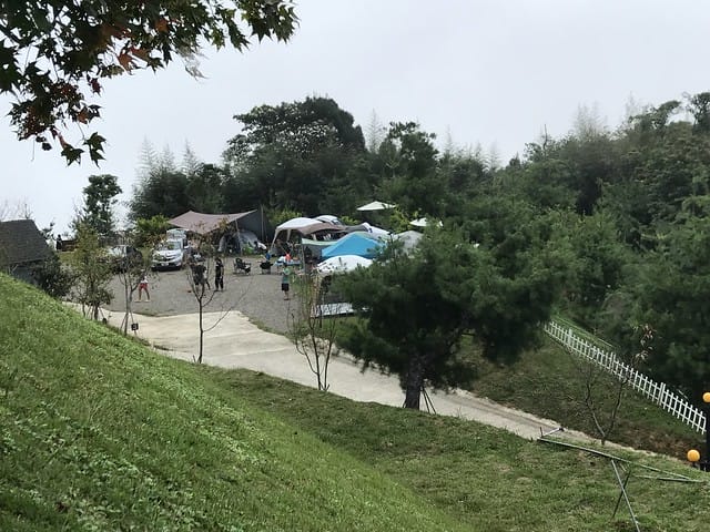 好麻吉露營區_H區
