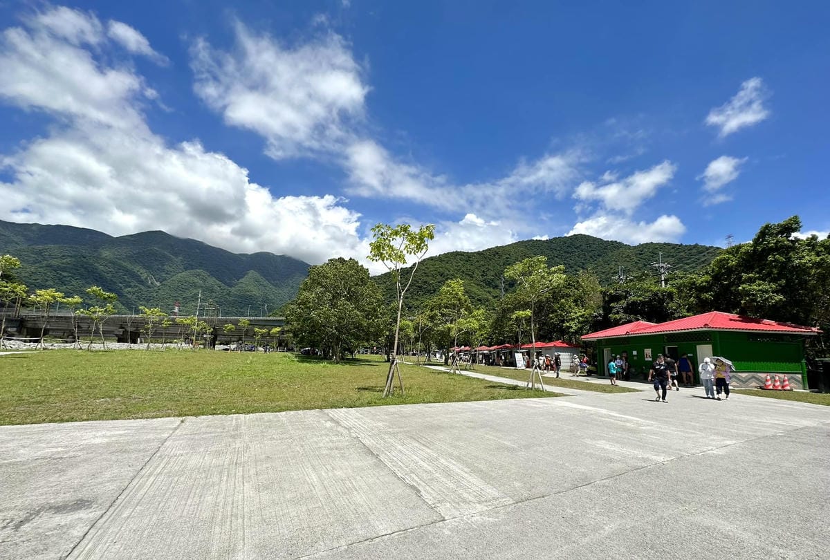 園內.jpg 園內.jpg