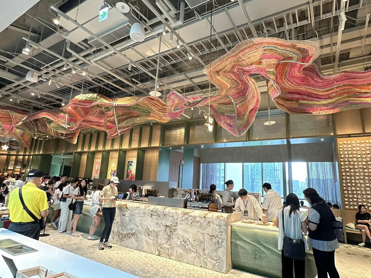 台北信義區【星巴克典藏DREAM PLAZA 台北】 【】