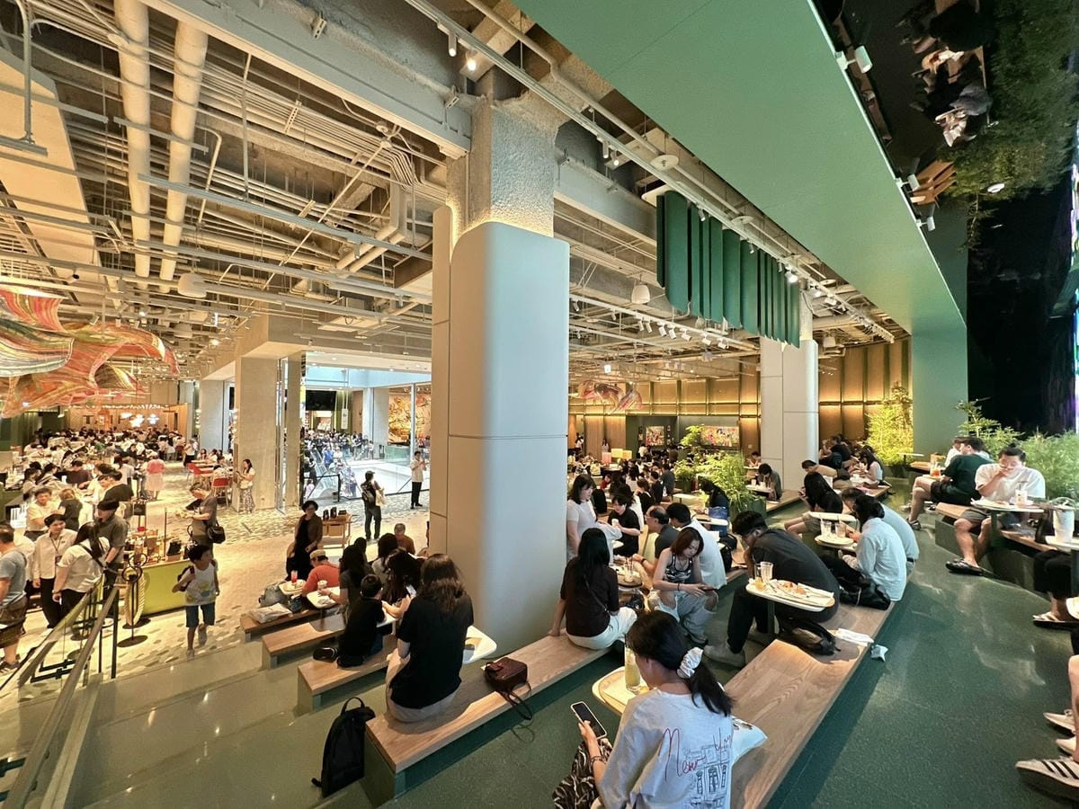 台北信義區【星巴克典藏DREAM PLAZA 台北】 【】