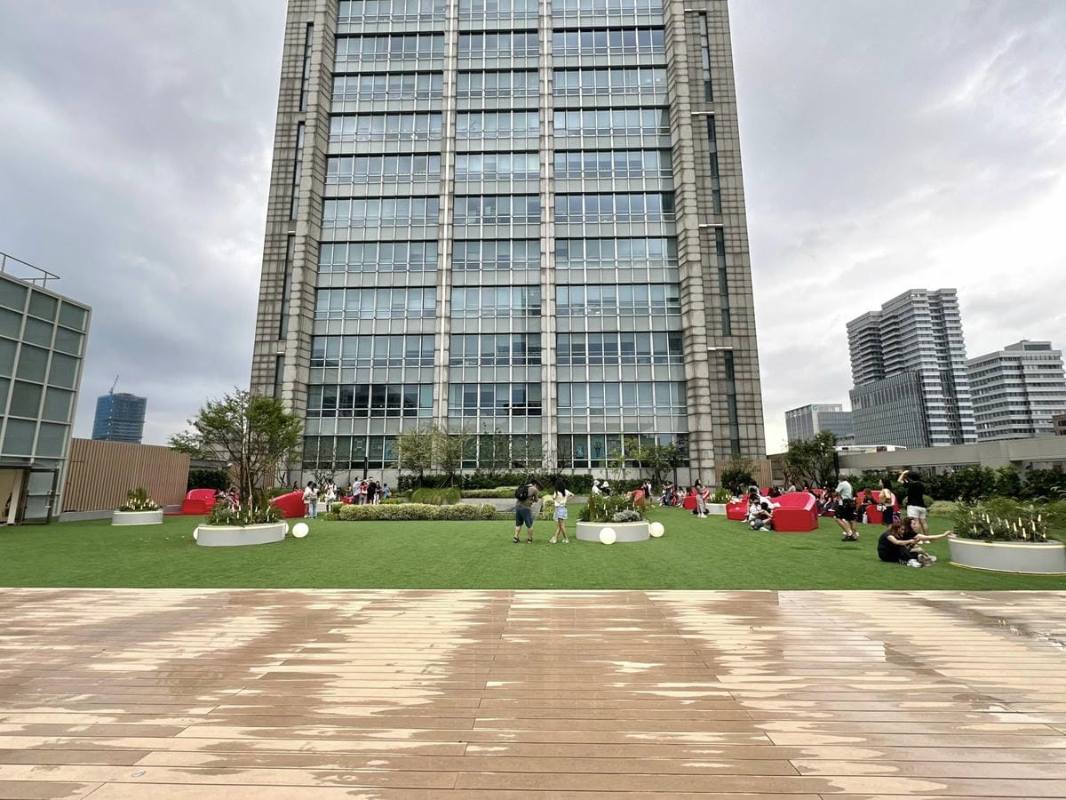 台北信義區【星巴克典藏DREAM PLAZA 台北】 【】