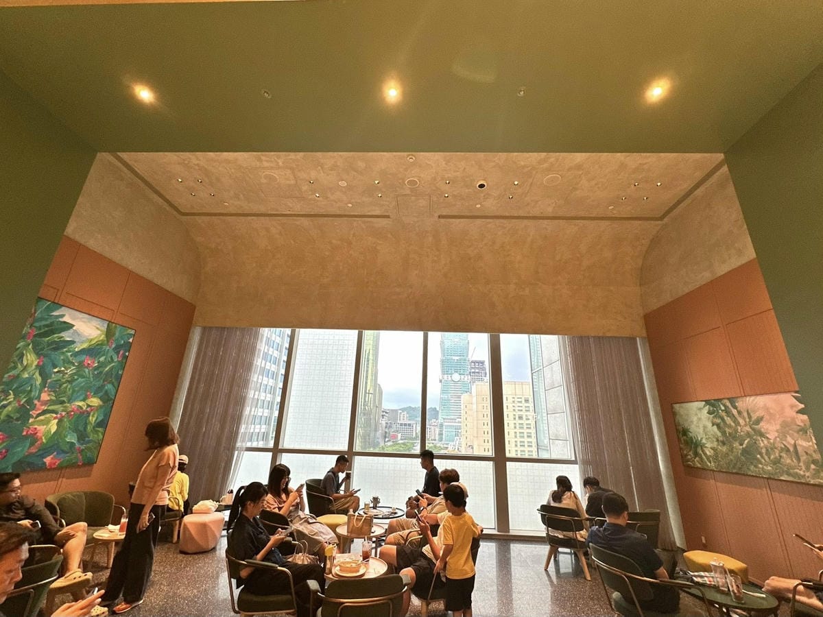 台北信義區【星巴克典藏DREAM PLAZA 台北】 【】