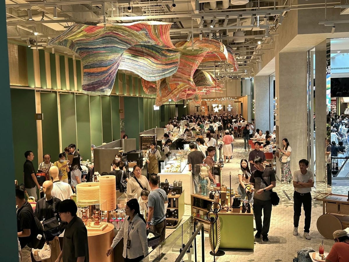 台北信義區【星巴克典藏DREAM PLAZA 台北】 【】