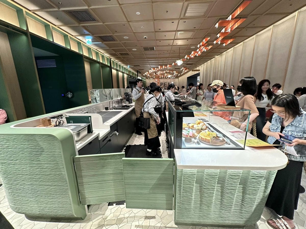 台北信義區【星巴克典藏DREAM PLAZA 台北】 【】