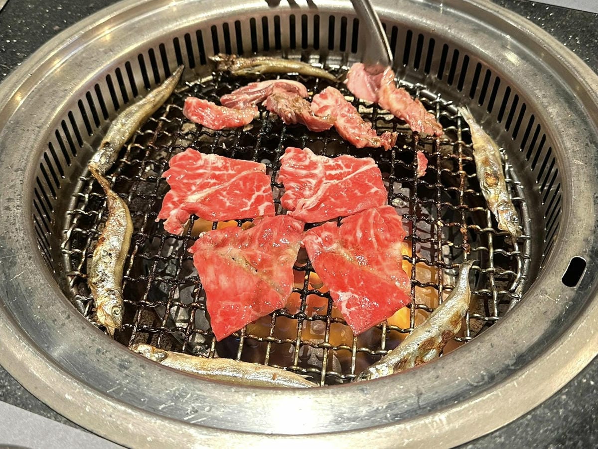 桃園美食【石頭燒烤火鍋吃到飽-桃園館】無限放題放飲燒烤、鍋